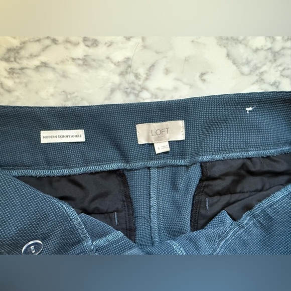 LOFT Outlet Women's Modern Skinny Ankle Pants Blue Stretch - Size 4 - Picture 2 of 6